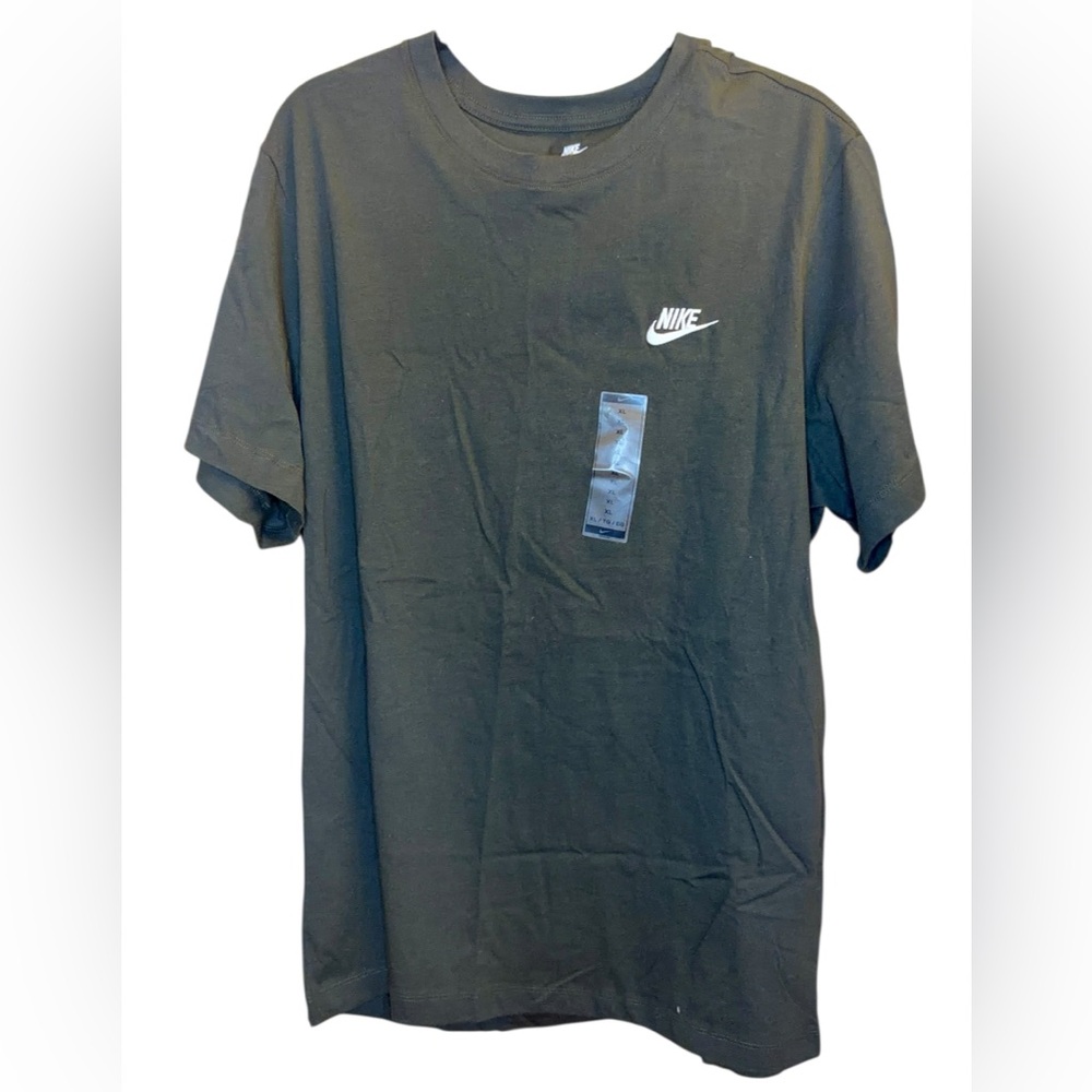 Nike T-Shirt - NWT - XL